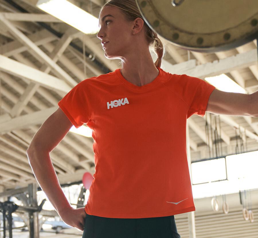 Tops Womens - Hoka One One Performance Short Sleeve - Orange - HVYDZWG-91